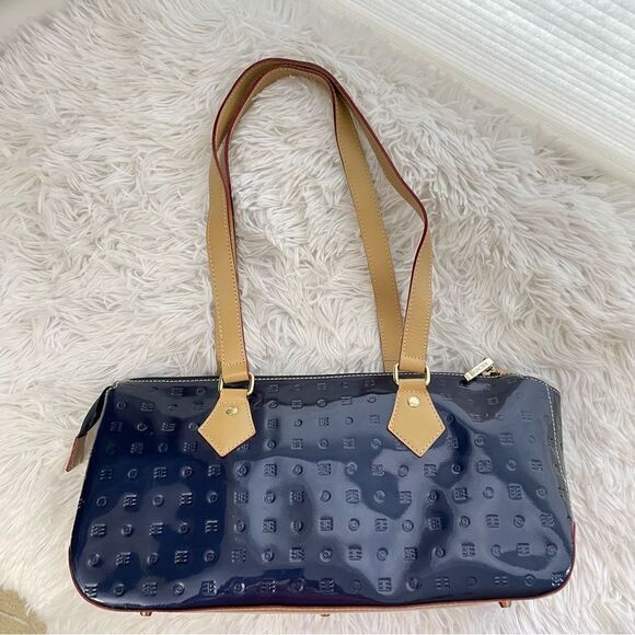 Arcadia Handbags - ARCADIA Electric Blue Shoulder HandBag, Shiny Leather zip top closure